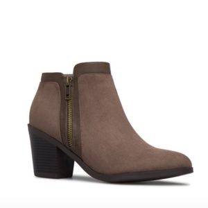 Tan/Brown Block Short Heel Bootie